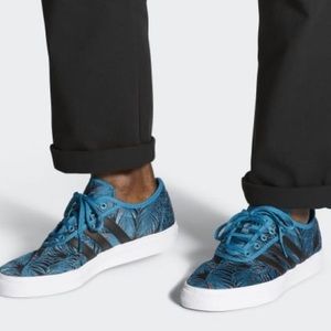 NWT Adidas 3MC Vulc Unisex Shoes/ Men’s Size 7